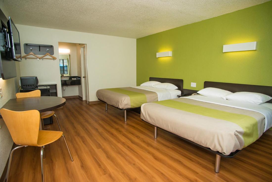 Motel 6-Palestine, Tx Екстер'єр фото
