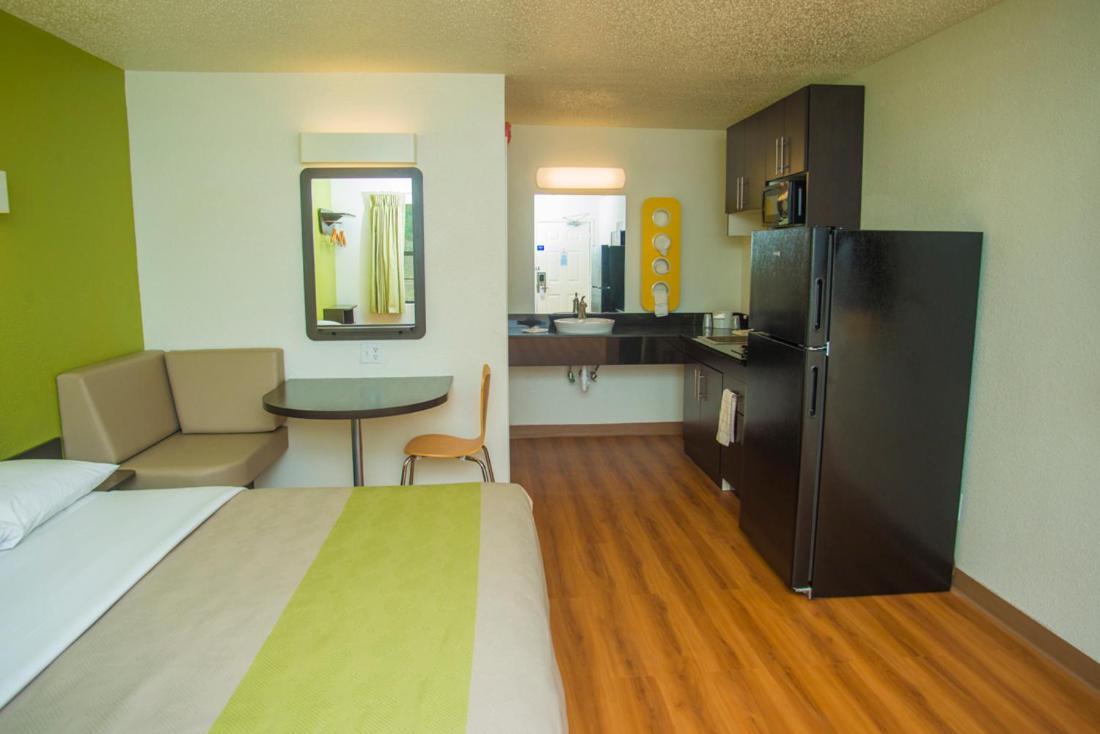 Motel 6-Palestine, Tx Екстер'єр фото