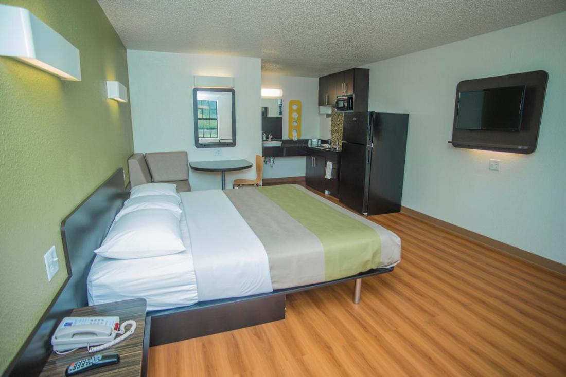 Motel 6-Palestine, Tx Екстер'єр фото